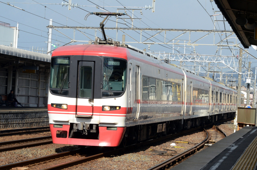 010504岐南名鉄1703.JPG