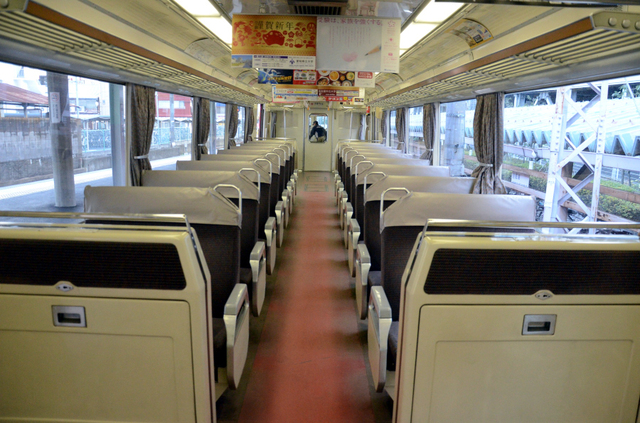 010601犬山名鉄5704車内.JPG