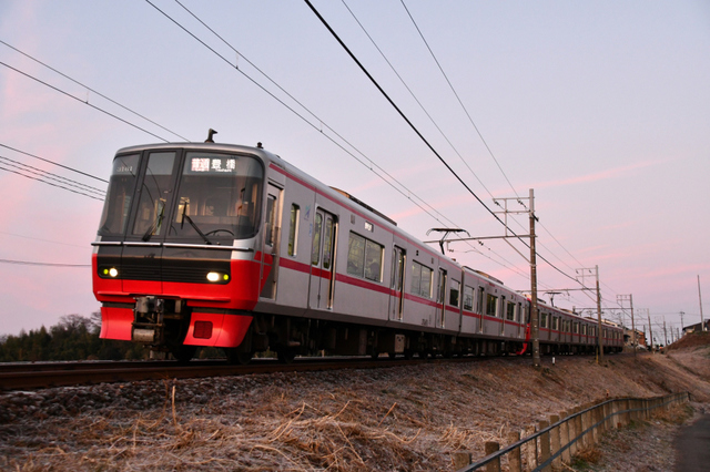 0201鵜沼宿05名鉄3161豊橋行き.JPG