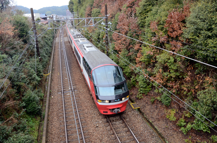 0322名電山中名鉄1000リニューアル俯瞰.JPG