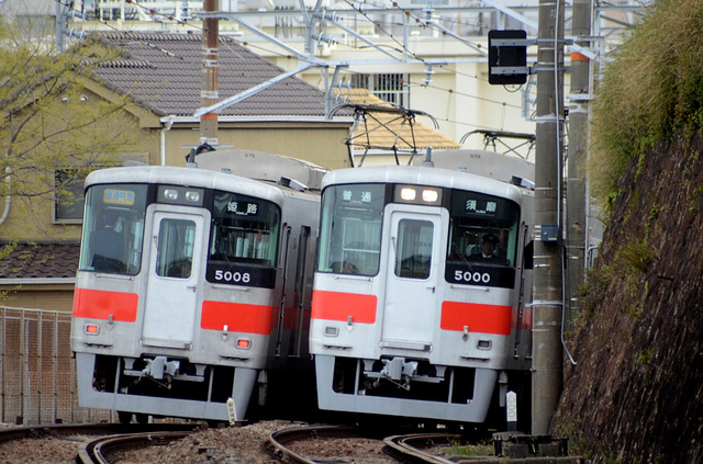 0409東垂水山陽5008・5000.JPG