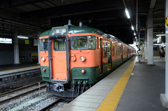 0715長野115系湘南色3連.JPG