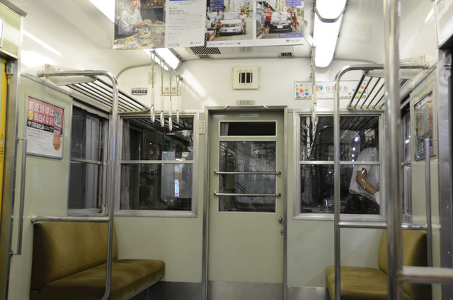0808阪神5001車内運転台側.JPG