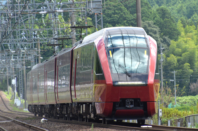 0902近鉄青山町ひのとりアップ.JPG