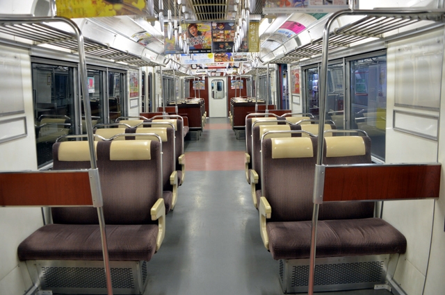 1121名鉄岐阜朝6000系後期車車内.JPG
