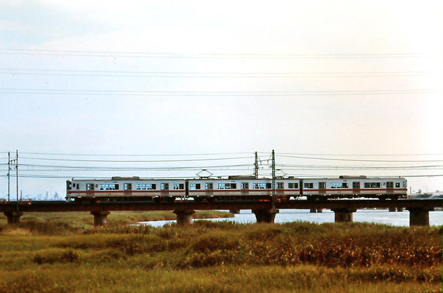 1990山陽5000系3連加古川橋梁.JPG