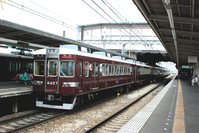 2008阪急6457桂.JPG