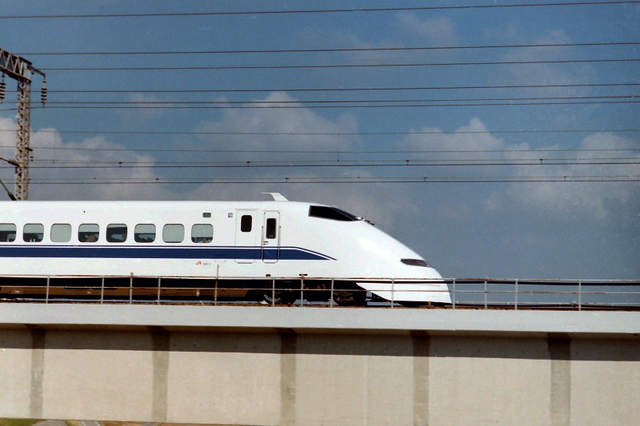 300系横顔加古川.jpg