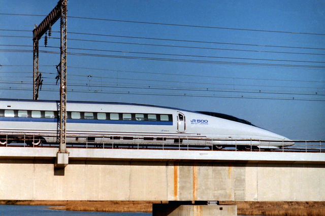 のぞみ500系サイド加古川.jpg