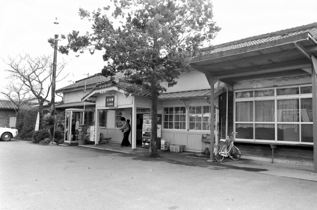 三木鉄道三木駅舎.JPG