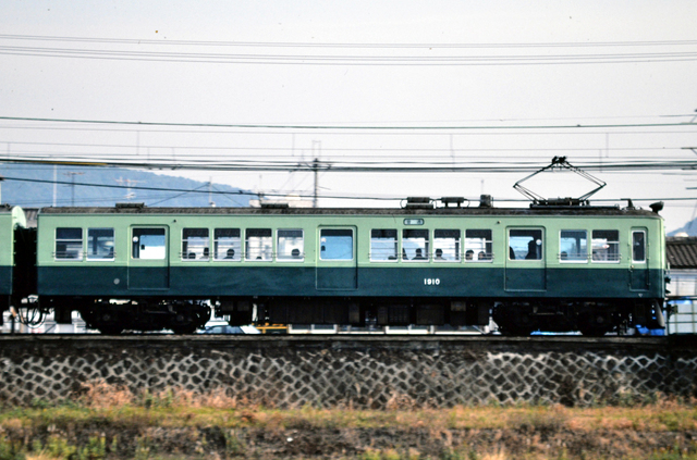 京阪鴨川1910サイド.JPG