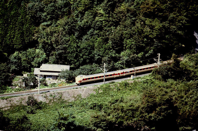 伯備線布原381俯瞰2.JPG