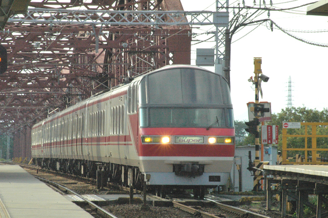 名鉄1000・1200木曽川堤.jpg