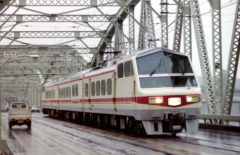 名鉄8800鵜沼.jpg