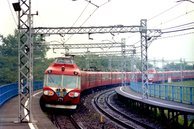 名鉄パノラマ7500東笠松下り.JPG
