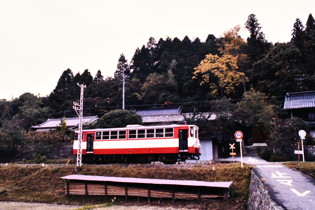 名鉄八百津線キハ10寺院前.JPG