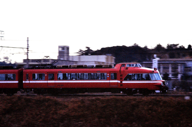 名鉄椋岡7000系白帯01.JPG