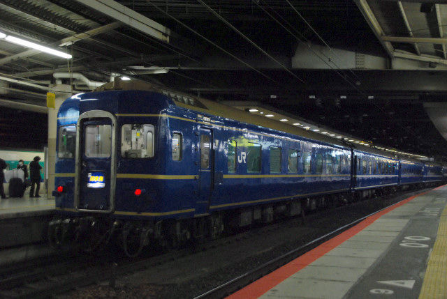 夜汽車24系日本海.jpg