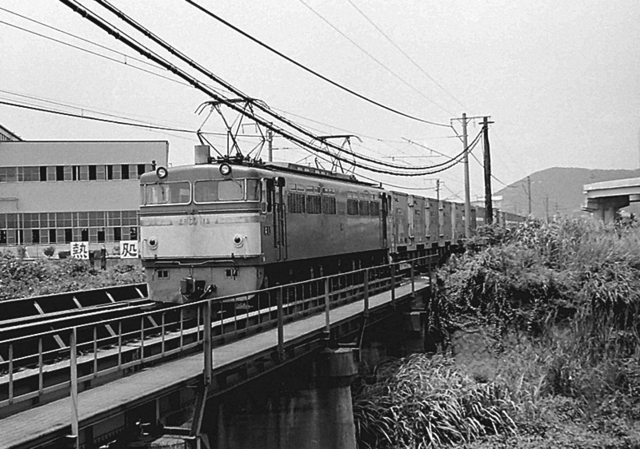 宝殿西EF60115.JPG