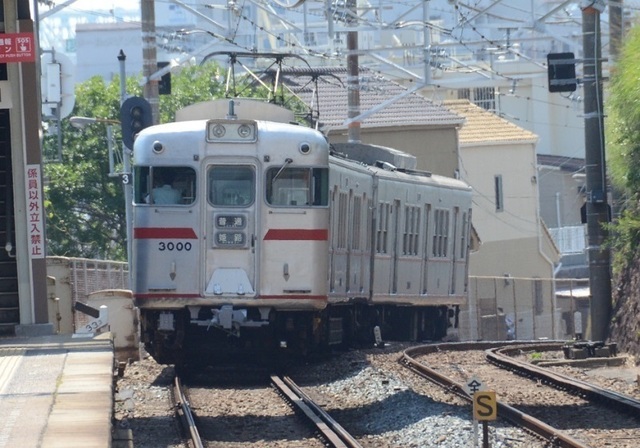 山陽3000東垂水.jpg