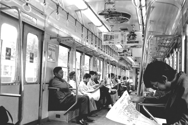 山陽3500車内冷房化前.JPG