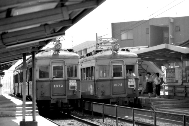 広電1071・1072.jpg