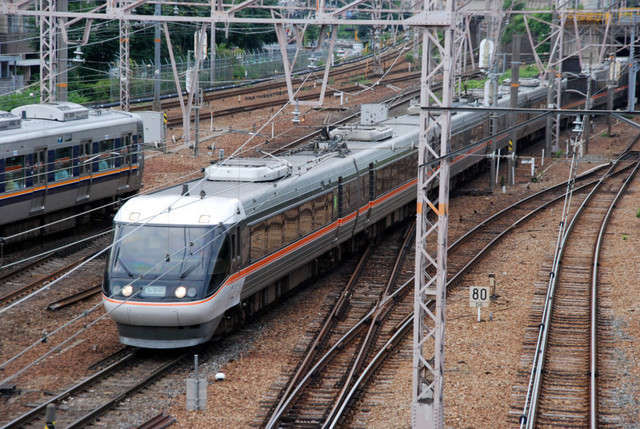 新大阪383系しなの.jpg