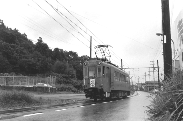 美濃町線上芥見1・600形.JPG