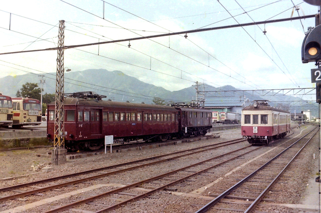 長野電鉄須坂102・1000形.JPG