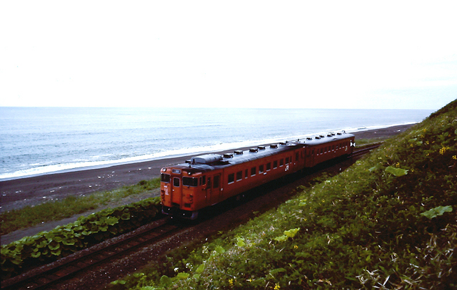 音別海岸キハ40.jpg