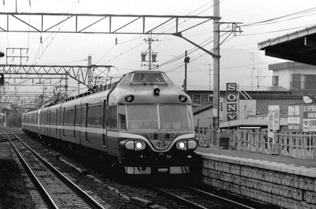 S55岐南7000白帯特急重連.JPG