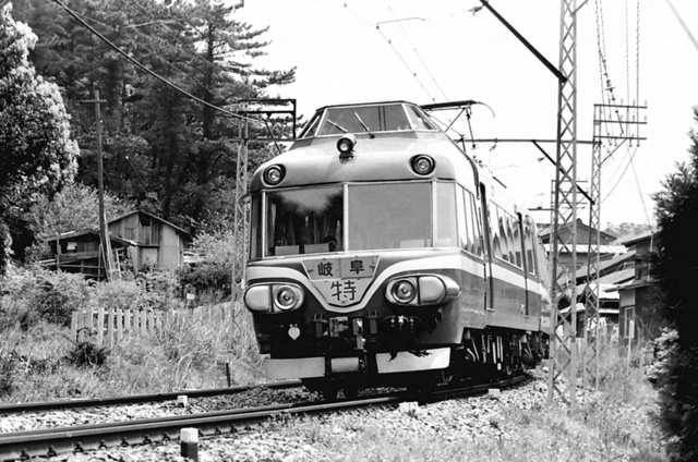 S56名電山中7000白帯特急BW.JPG