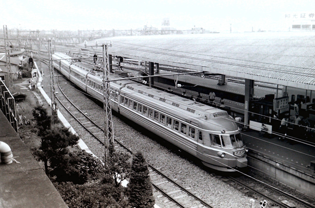 S56小田急SSE小田原全景.JPG