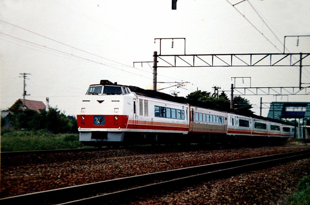 S62植苗キハ183おおとり.JPG