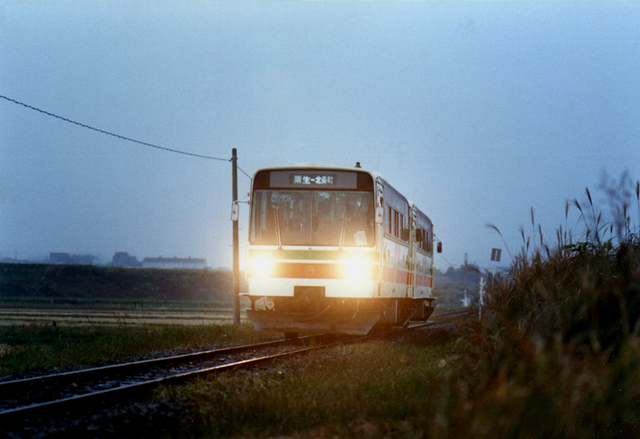 S62法華口フラワ1985・2レん日没後.jpg