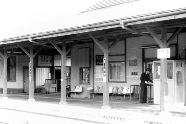 S62釧網線弟子屈駅.JPG